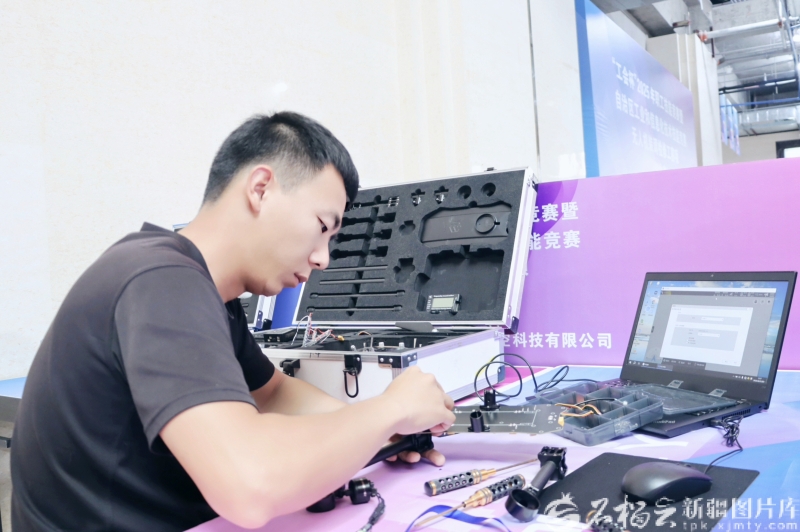 自治区工业和信息化技能竞赛（无人机装调检修工）总决赛举行