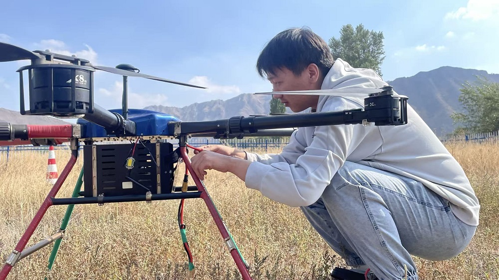 新疆无人机技术培训：保华润天航空引领专业飞手与应用技能新时代