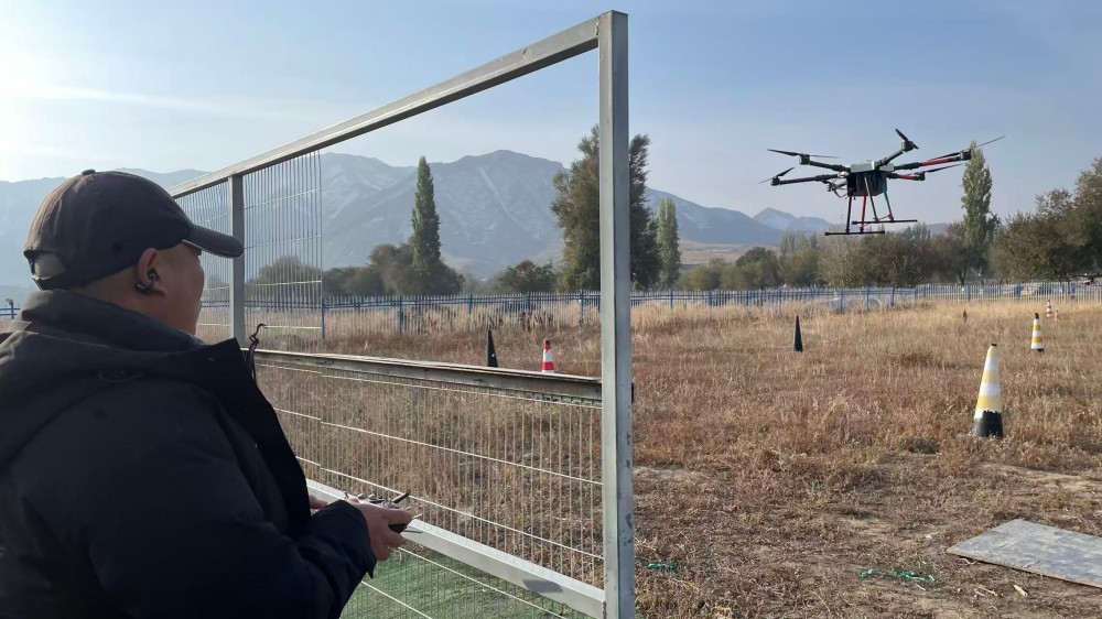 学习无忧：新疆保华润天无人机培训全程服务支持