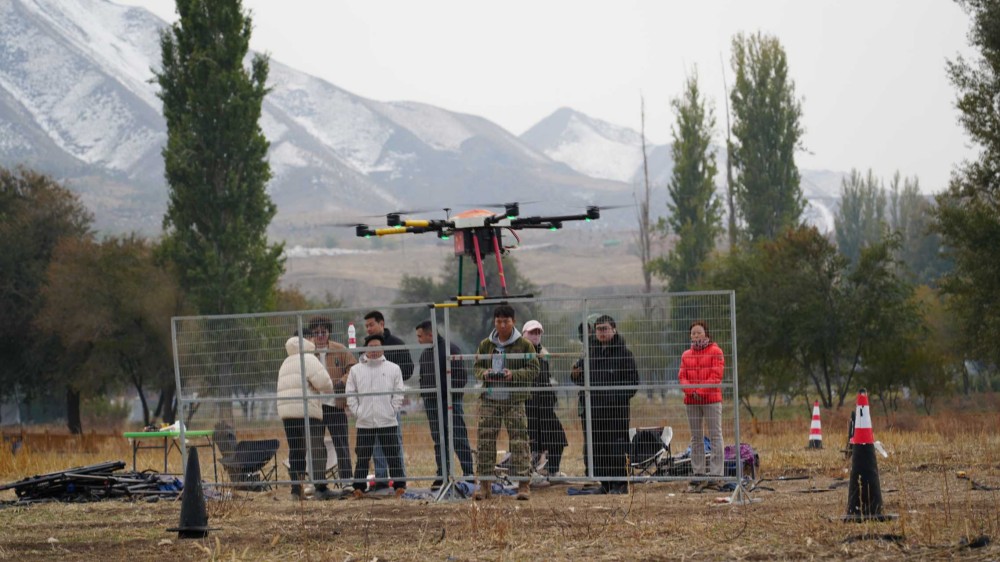 成为新疆专业无人机飞手，从保华润天03考点开始！