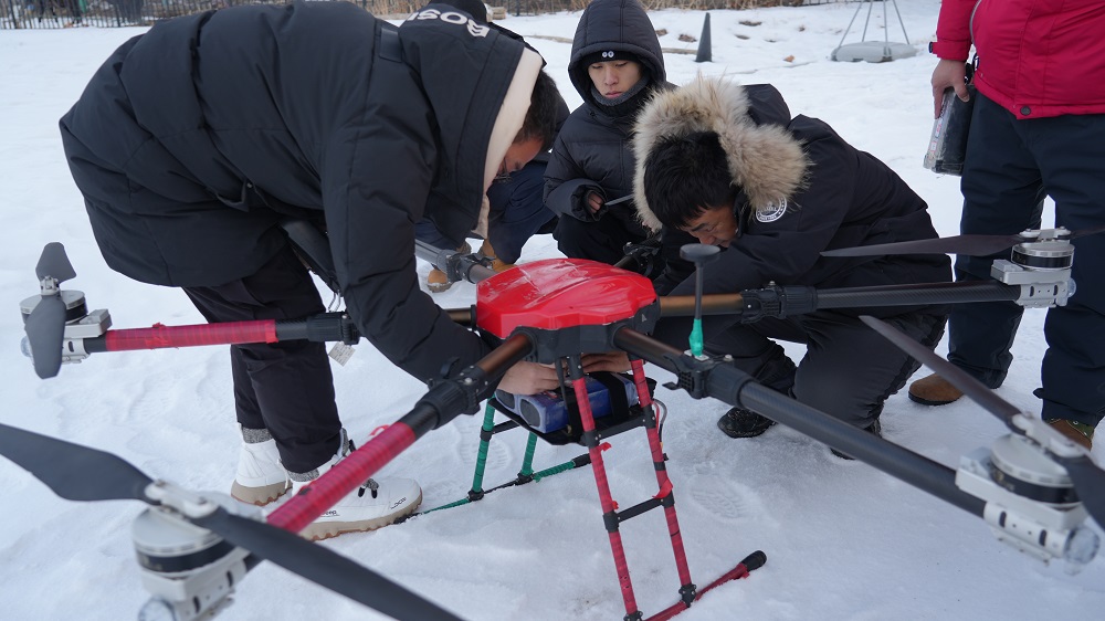 新疆无人机培训学校推荐，保华润天航空师资强设备全
