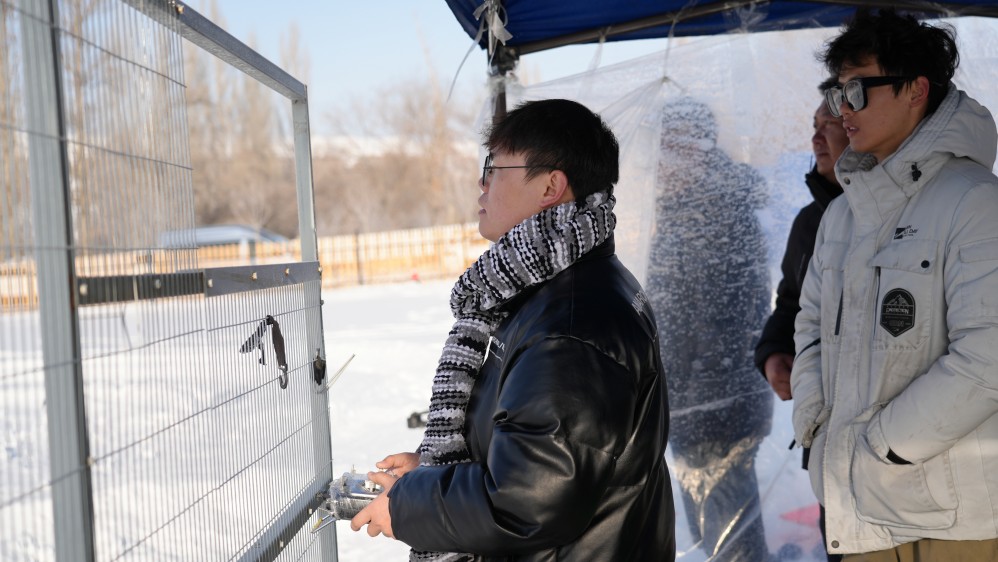 新疆无人机行业应用前景广阔：结合培训，如何规划你的无人机职业发展路径？