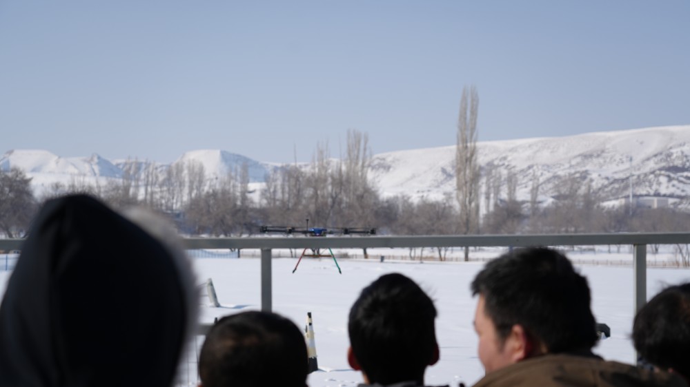 保华润天航空：在新疆学无人机，从这里起飞