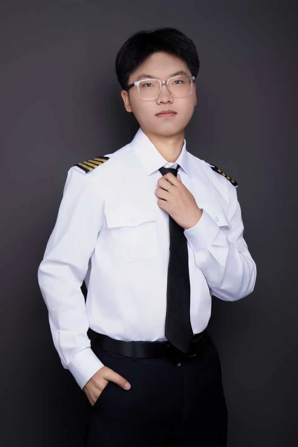 陈洋洋人物形象照