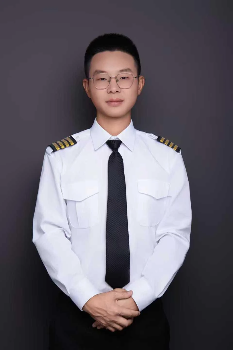 刘弟林人物形象照
